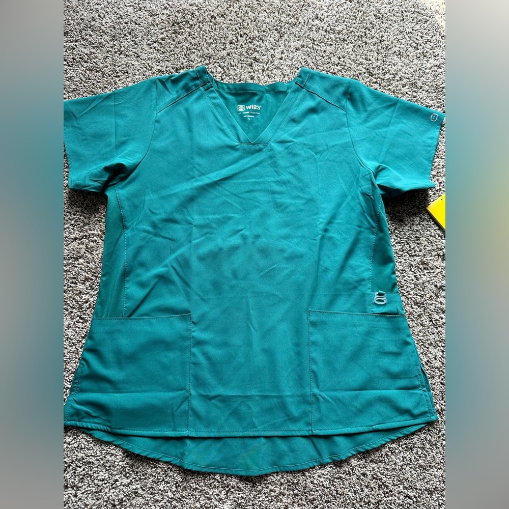 Wonderwink. Women’s scrub top.